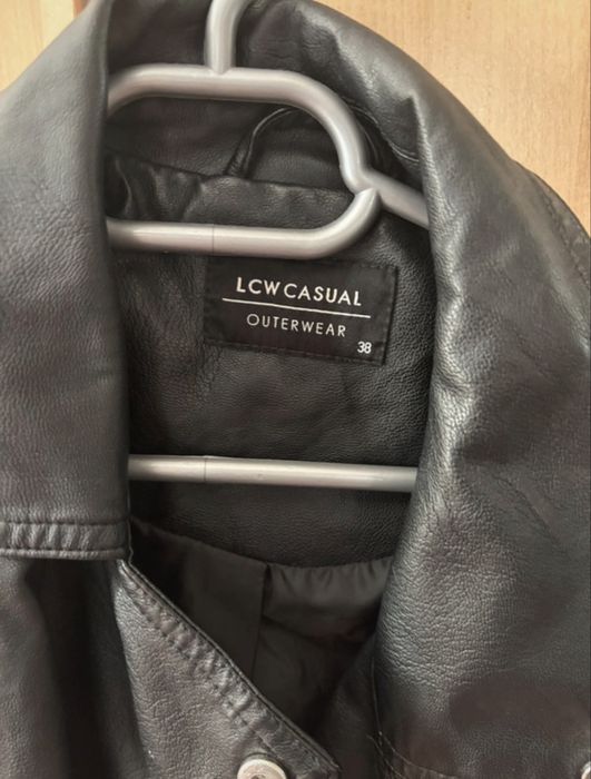 geaca din piele sintetica