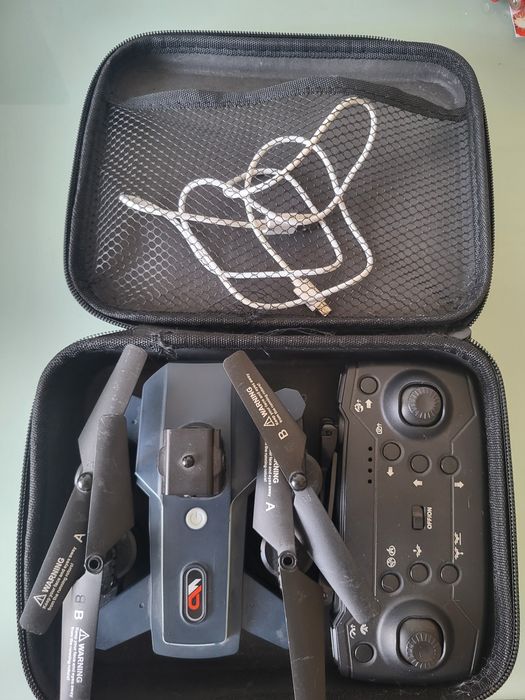 Продажа дрона с камерой  в отличном состояние