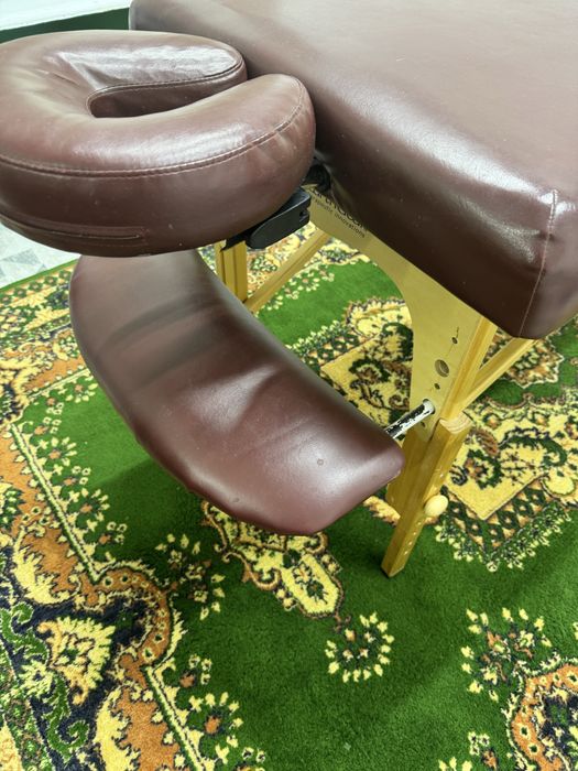 Продам Массажную кушетку