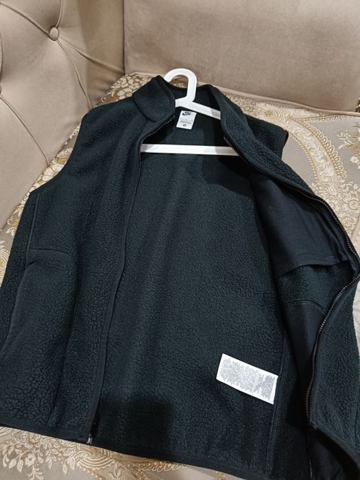 Жилет nike оригинал