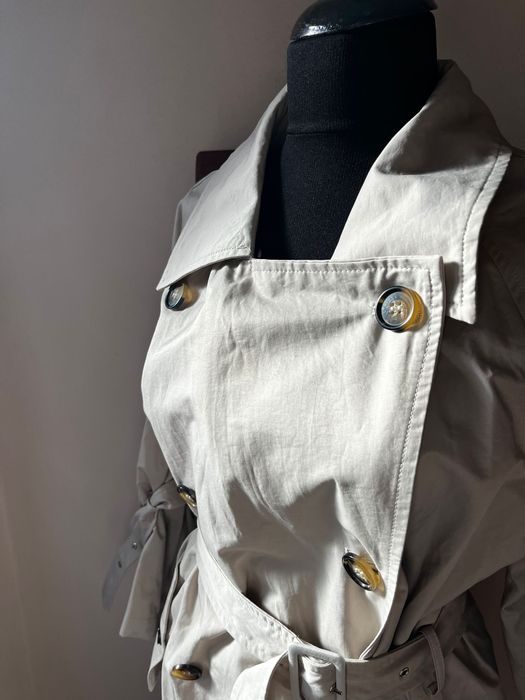 Trench cu maneca clopot