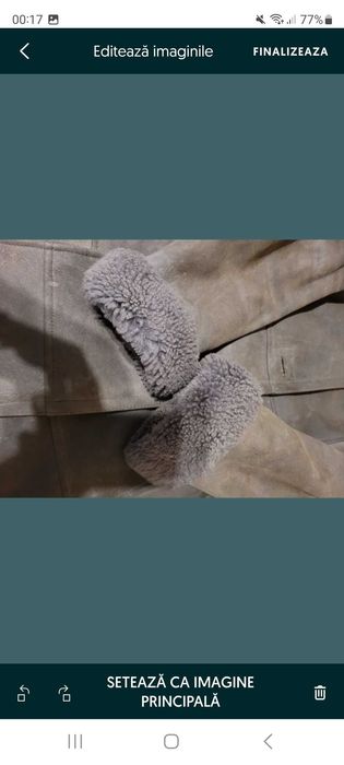 Cojoc natural, model vechi, bine intretinut, culoarea gri ( 40- 42 )