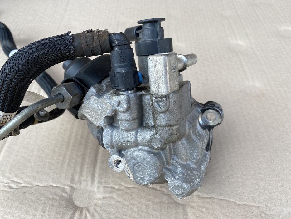 Pompa injectie / inalte BMW Seria 1 2 3 4 5 X1 X3 2.0 B47 8511626