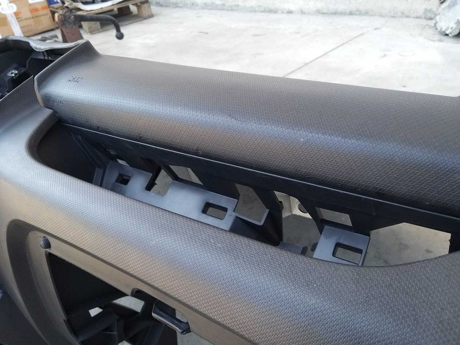 Kit plansa bord renault clio 4 bh 682007861r