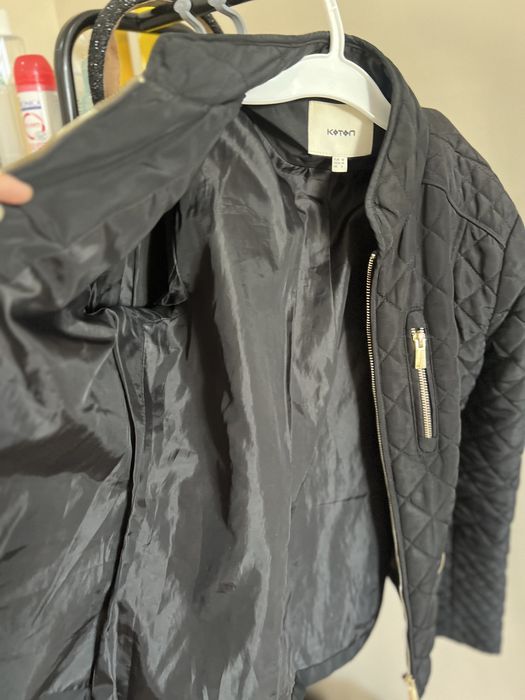 Ветровка женская