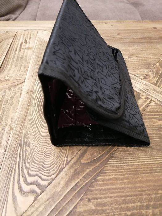 Несесер за гримове