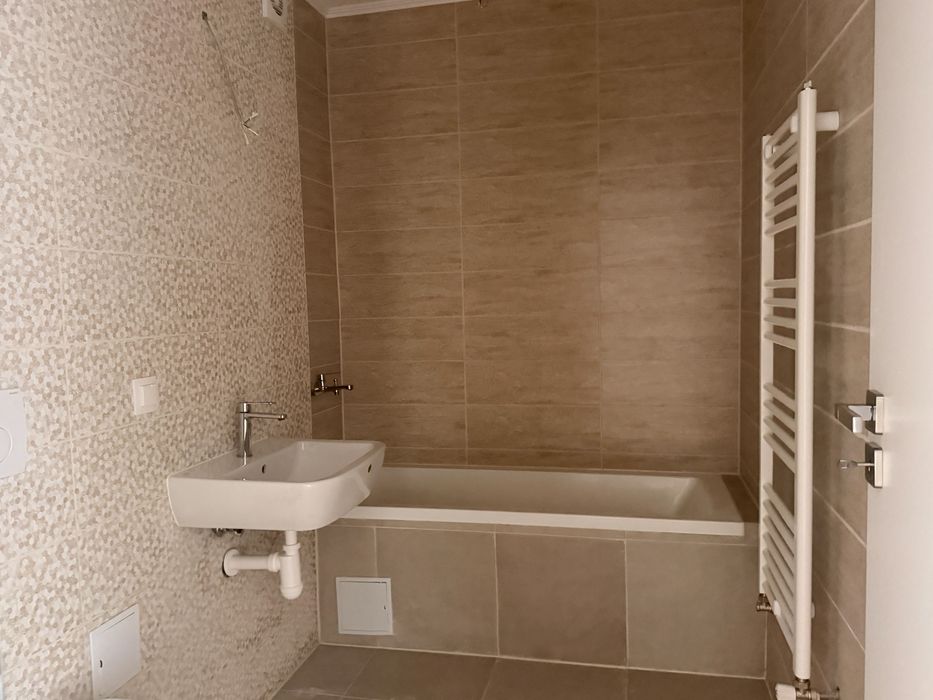 PROPRIETAR | Apartament 3 camere la parter, terasă mare + parcare inclusă | Maurer Residence Târgu Mureș