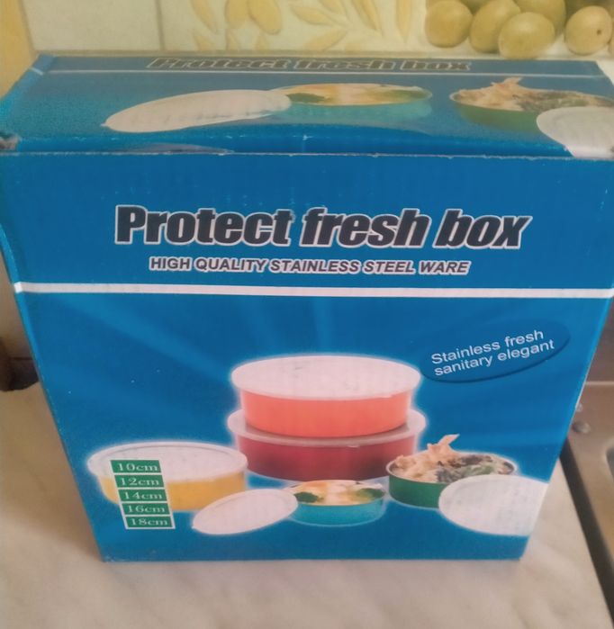 Продаются набор контейнеров