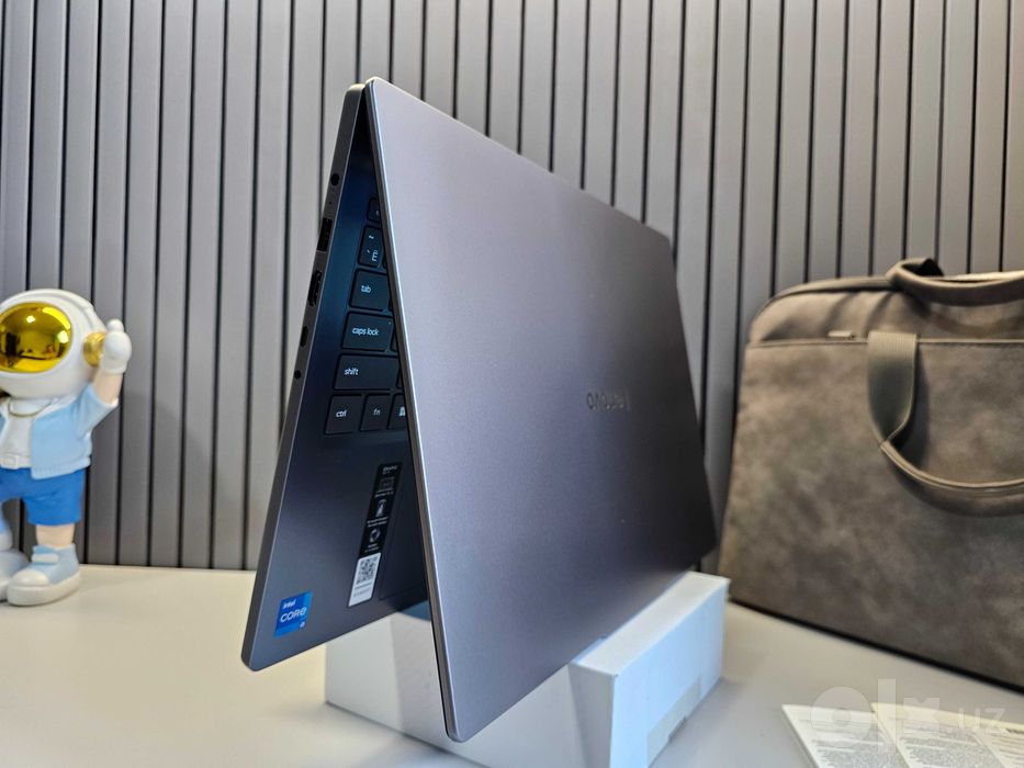 ПРОДАМ Lenovo IdeaPad 16IRH10 Ноутбук Corei5-13420H/16GB/512SSD/16"iPS