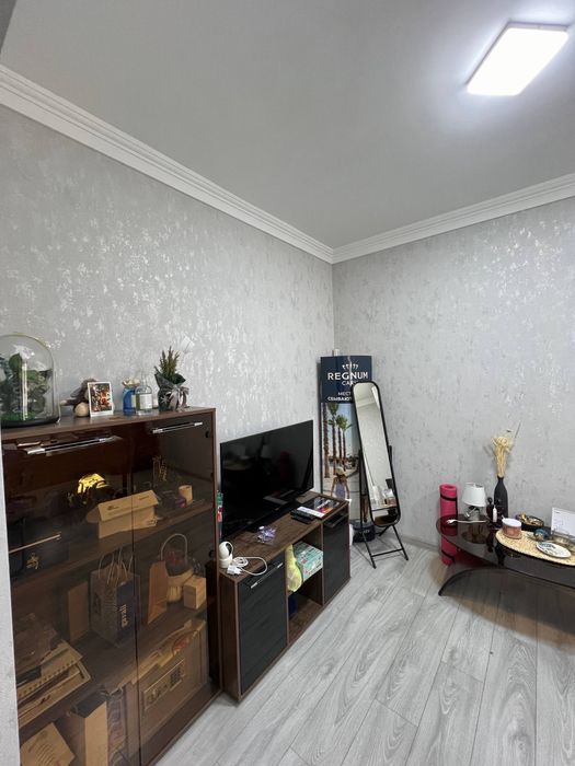 Сдается офис в центре В Айбеке! 91 квадратных ! Новый ремонт !!