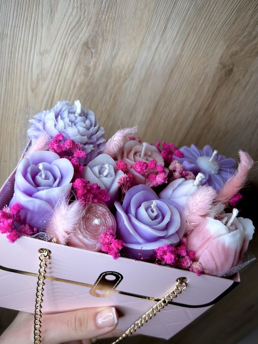 Букет в чантичка