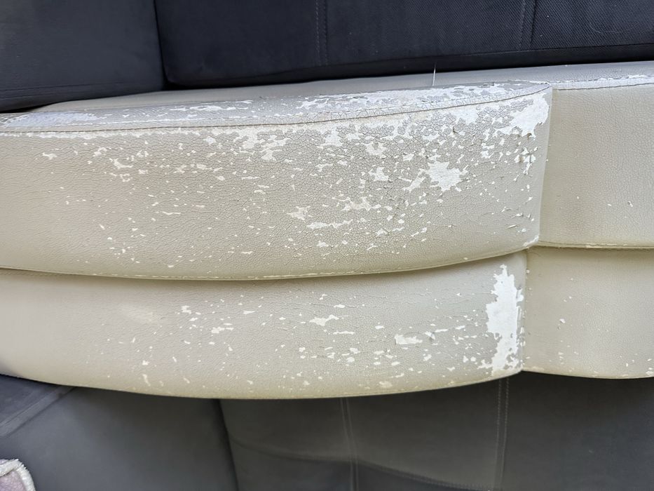 Продам диван креслокровать и пуфик