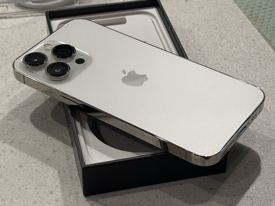 iPhone 13 Pro 128GB Silver – Като НОВ, 100% Батерия