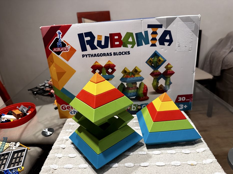 Логическа игра - Кубовете