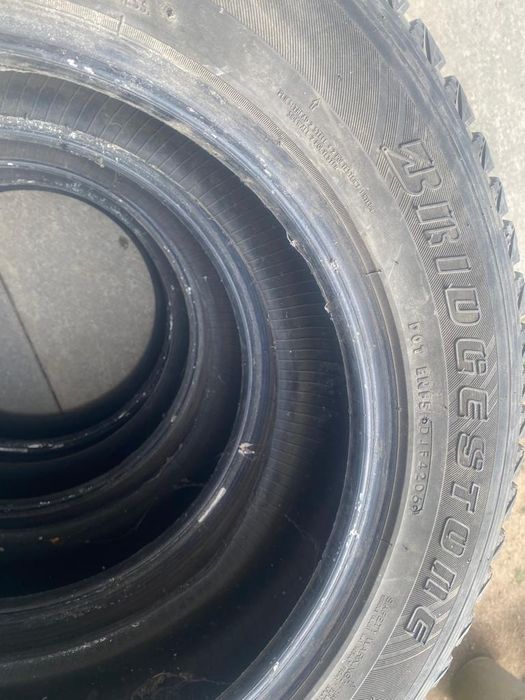 Срочно продам шины липучка