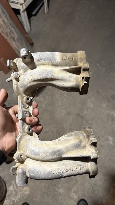 Впускной коллектор