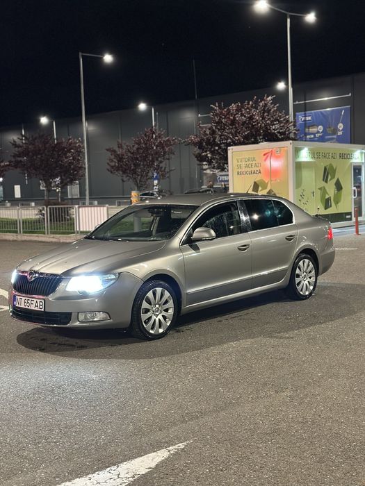 SKODA Superb 2010 — imagine 4