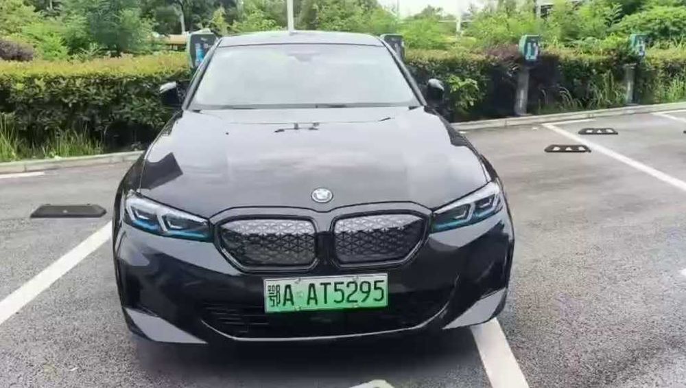 BMW i3 night sport FULL POSITION