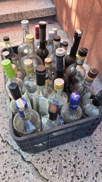 Бутилки от алкохол 1 евро за брой