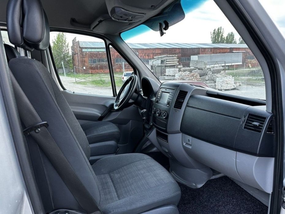 Микроавтобус 18-21 мест Мерседес Спринтер Поездки и экскурсии по Узб