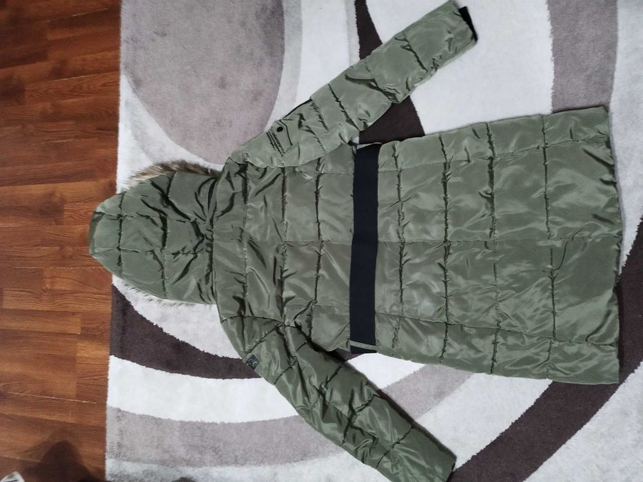 Дамско зимно яке