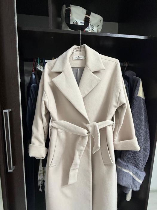 Пальто демисезонное