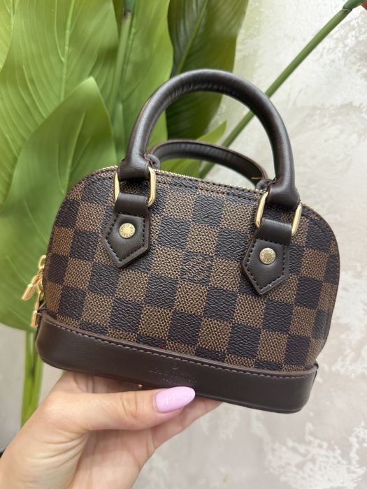 Дамска mini чанта louis vuitton
