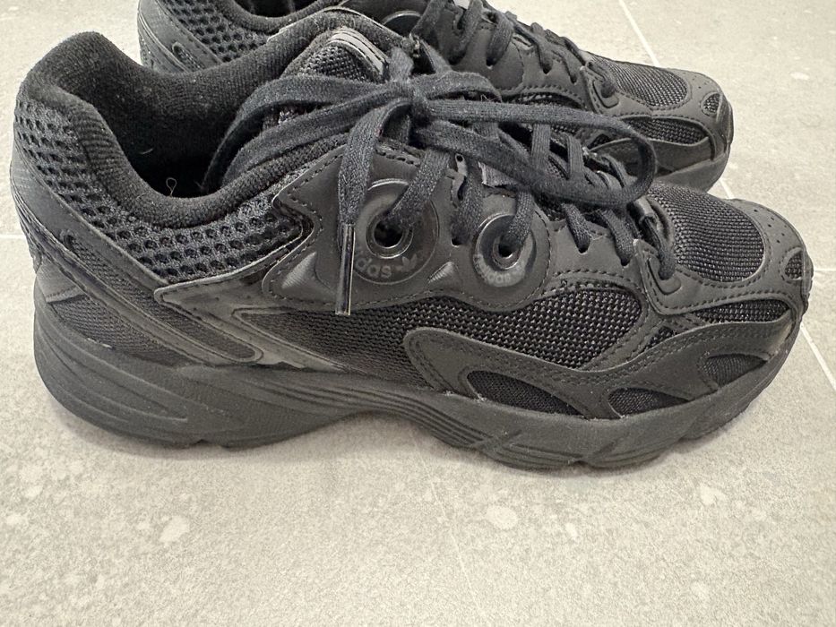 Adidas Astir marimea 37 1/3