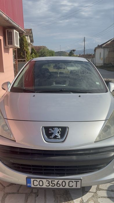Peugeut 207