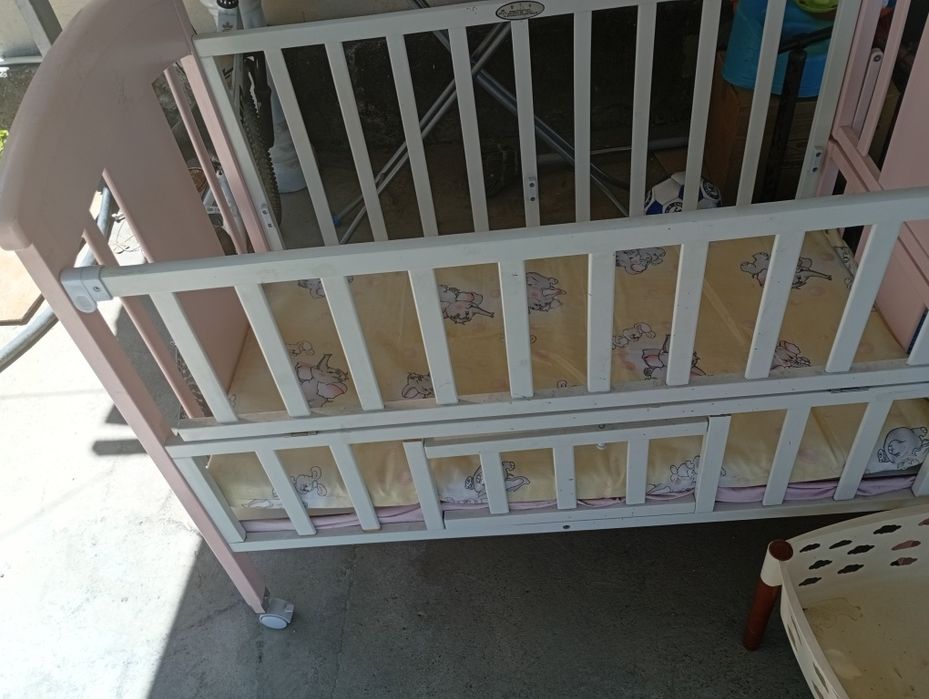 Манеж детский продам