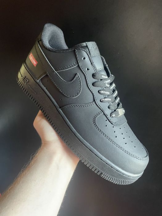 Nike Air Force 1 Supreme Negru