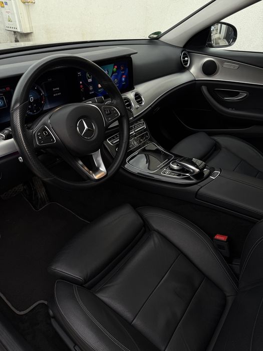 Mercedes Benz E220 Pano/Camera 360, față, spate/// TOP