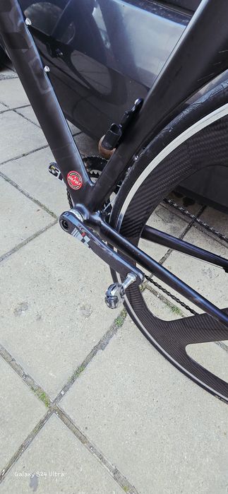 Уникален / Спид байк GURU Aero Custom (Карбонови Триспицови капли) guru bike