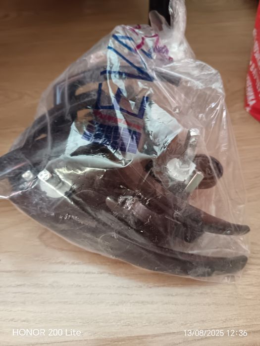 Дръжки за дограма и брави без секрет