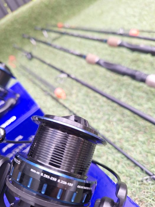 SET 2 Lansete Aventador Distance FEEDER 3.60m 180g + 2 Mulinete FL Mag
