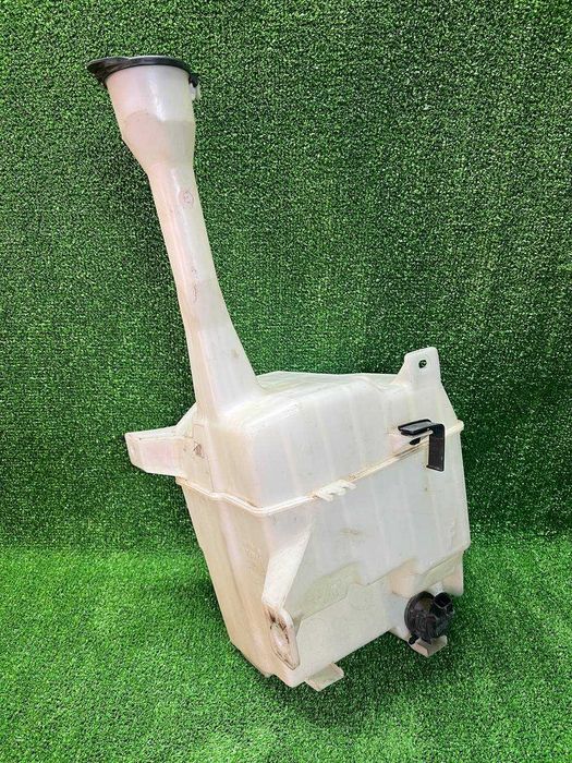 Бачок омывателя на тойоту камри 40