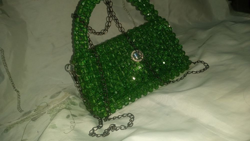 Munchoqdan sumka    Сумка из бусин