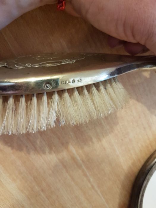 Oglinda si Perie Vechi / Placate cu Argint / Colectie