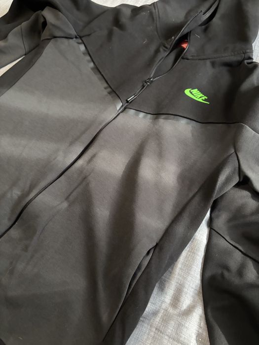 Горница nike tech