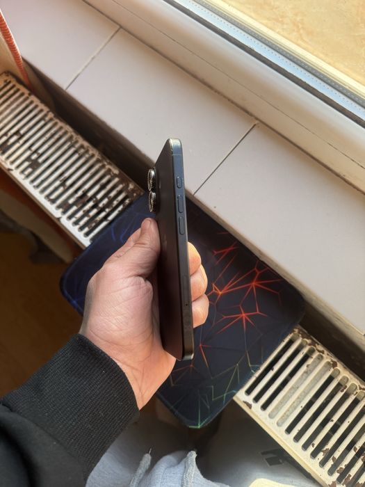 Vand iphone 16  mai multe detalii in privat