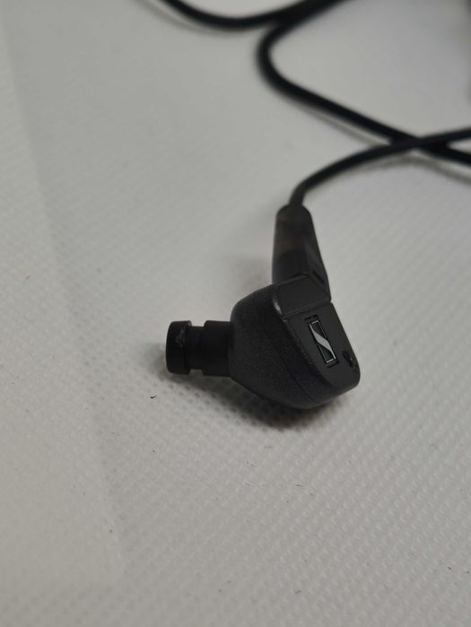Căști audiophile iem Sennheiser IE 8i - Pachet complet, originale
