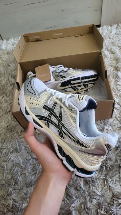 Asics-Gel Kayano 14