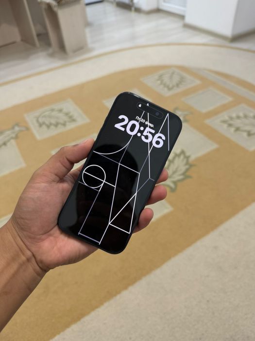 Продам айфон 17 про