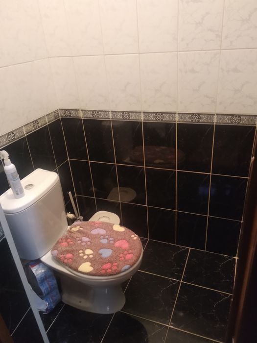 Срочно ! Продам 1ком.квартиру  переделано 2-х ком.Новастройка 1-этажй