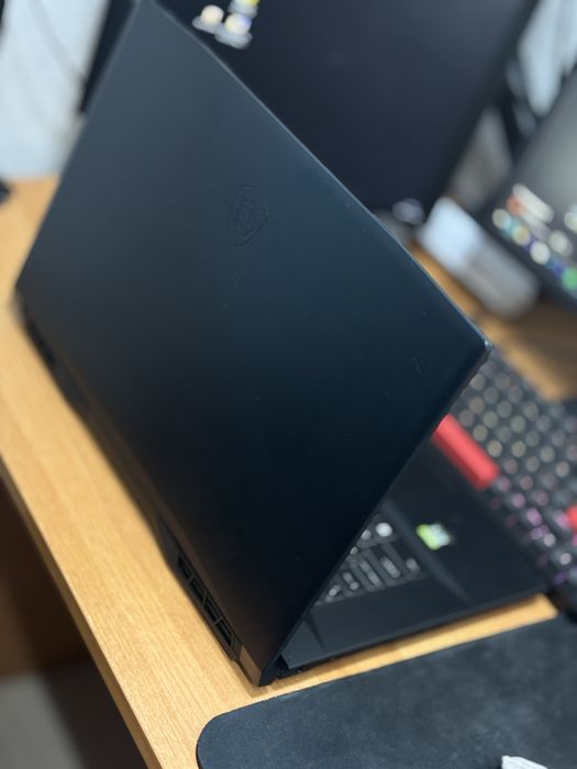 Ноутбук игровой MSI Katana