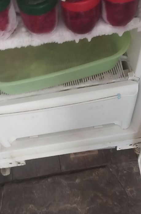 Продам холодильник sino