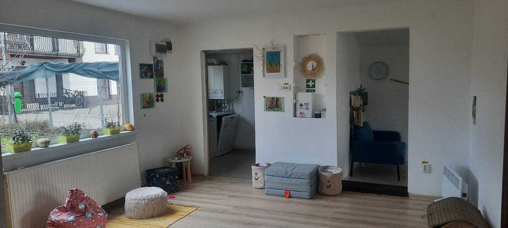 Casa 86 mp +1136 MP teren ideal afacere -Nicolae Labis-Tractorul