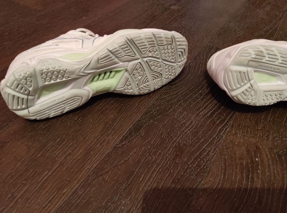 Маратонки Mizuno Wave Pfantom 3