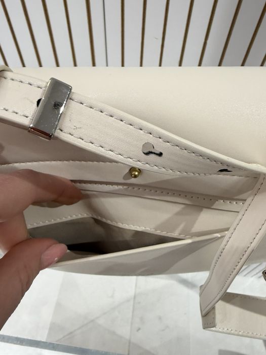 Нова дамска чанта Pinko черна и бяла