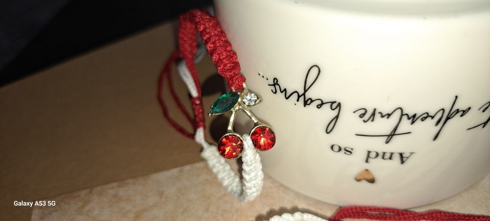 Мартеница или бижу на пролетта